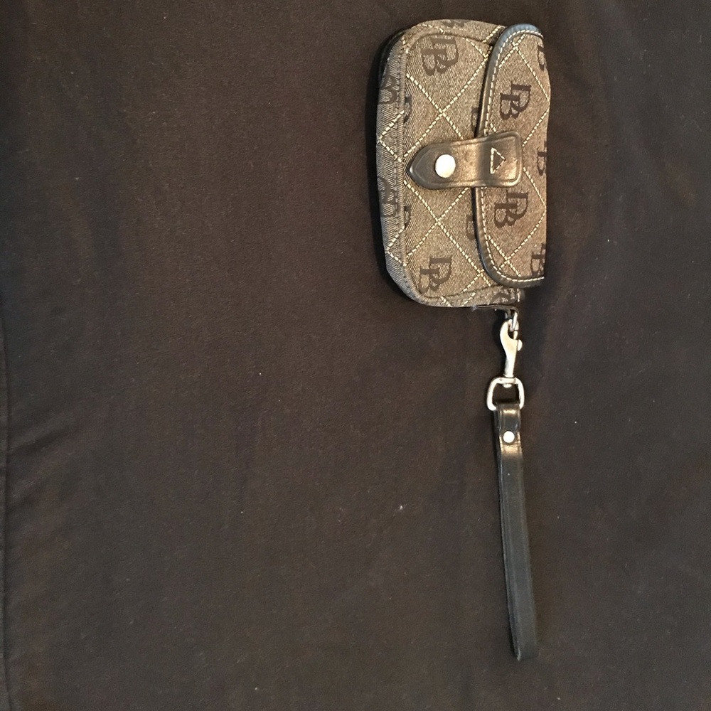 Dooney&Bourke wristlet